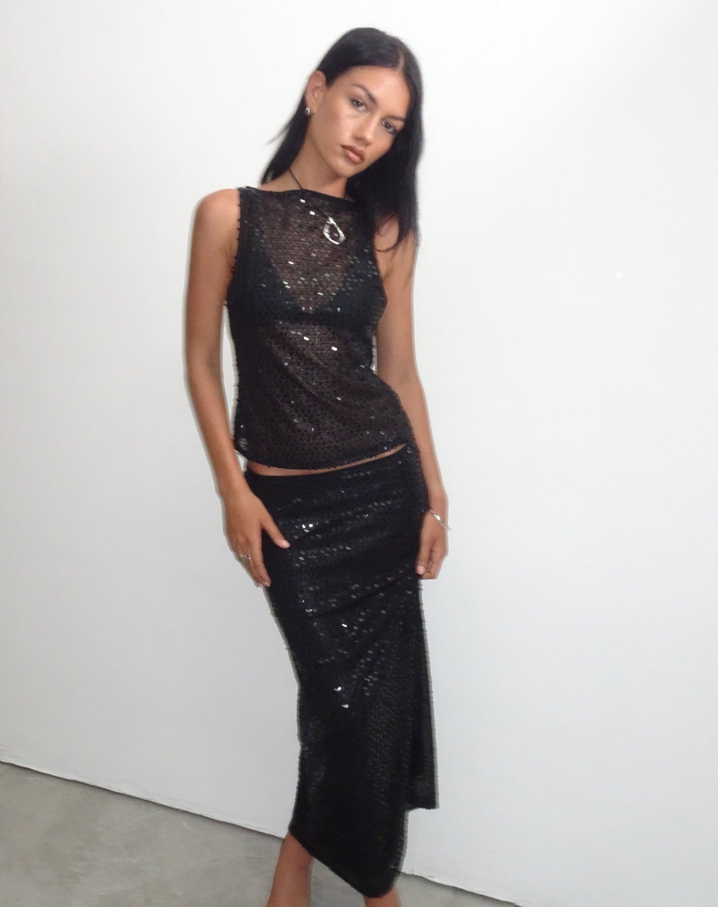 ST. TROPEZ - DUDLEY VEST TOP IN SEQUIN KNIT