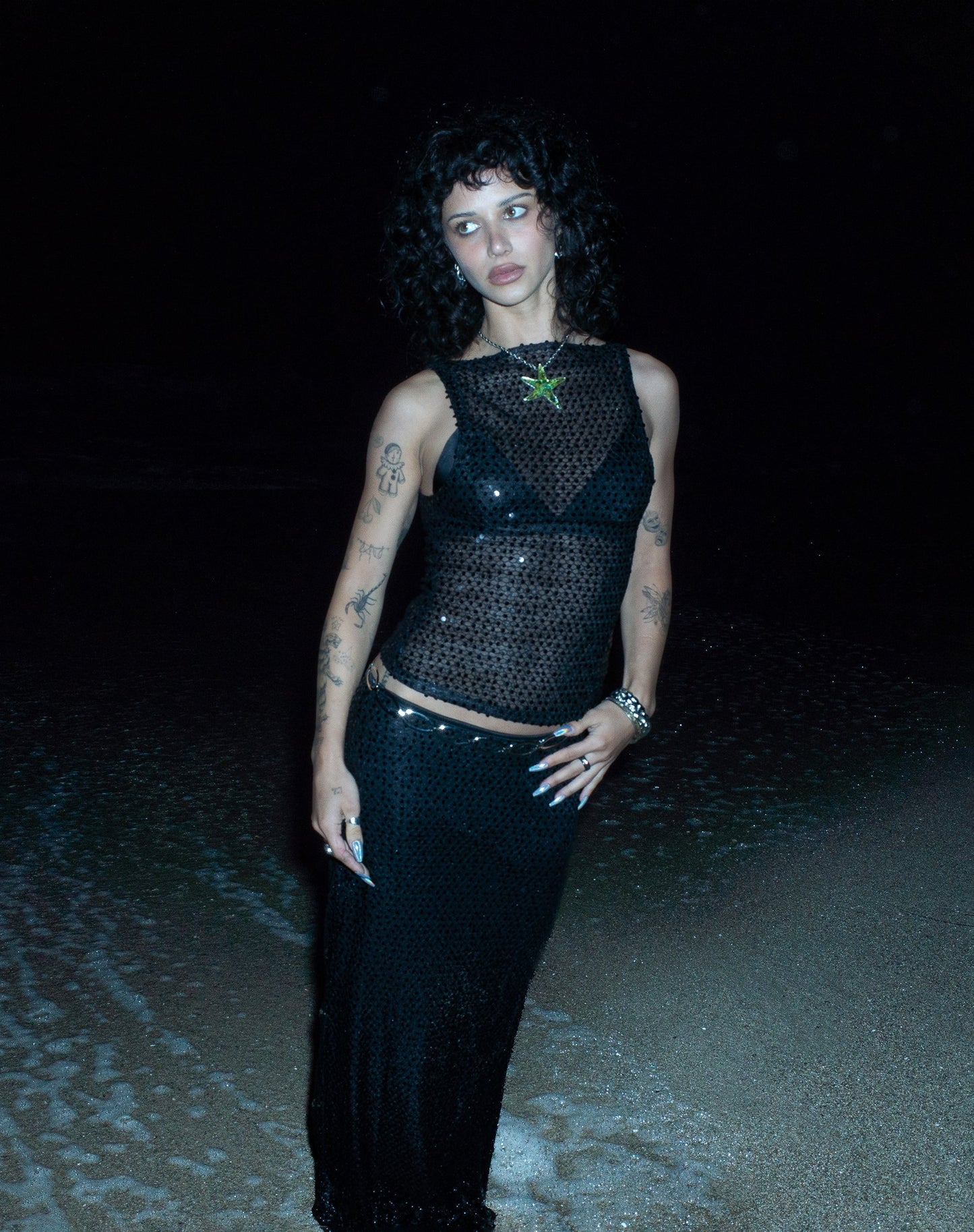 ST. TROPEZ - DUDLEY VEST TOP IN SEQUIN KNIT