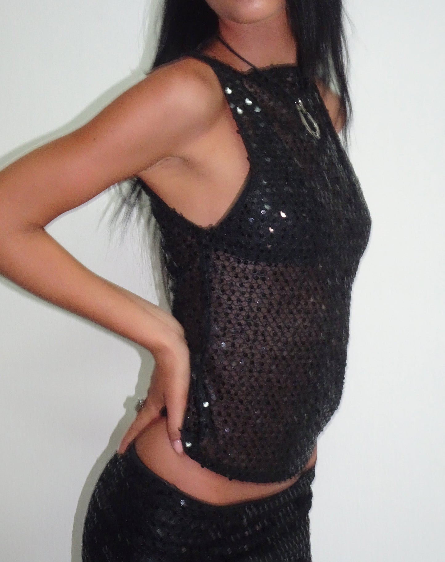 ST. TROPEZ - DUDLEY VEST TOP IN SEQUIN KNIT